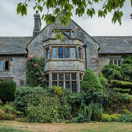 Yha Hartington Hall Hostel Exterior photo