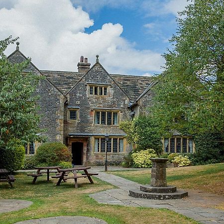 Yha Hartington Hall Hostel Exterior photo