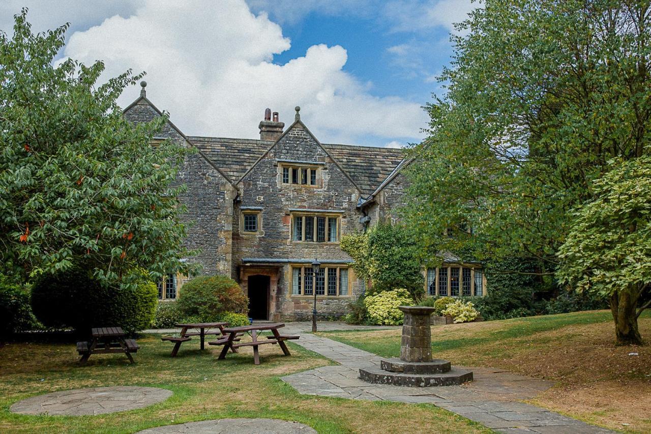 Yha Hartington Hall Hostel Exterior photo